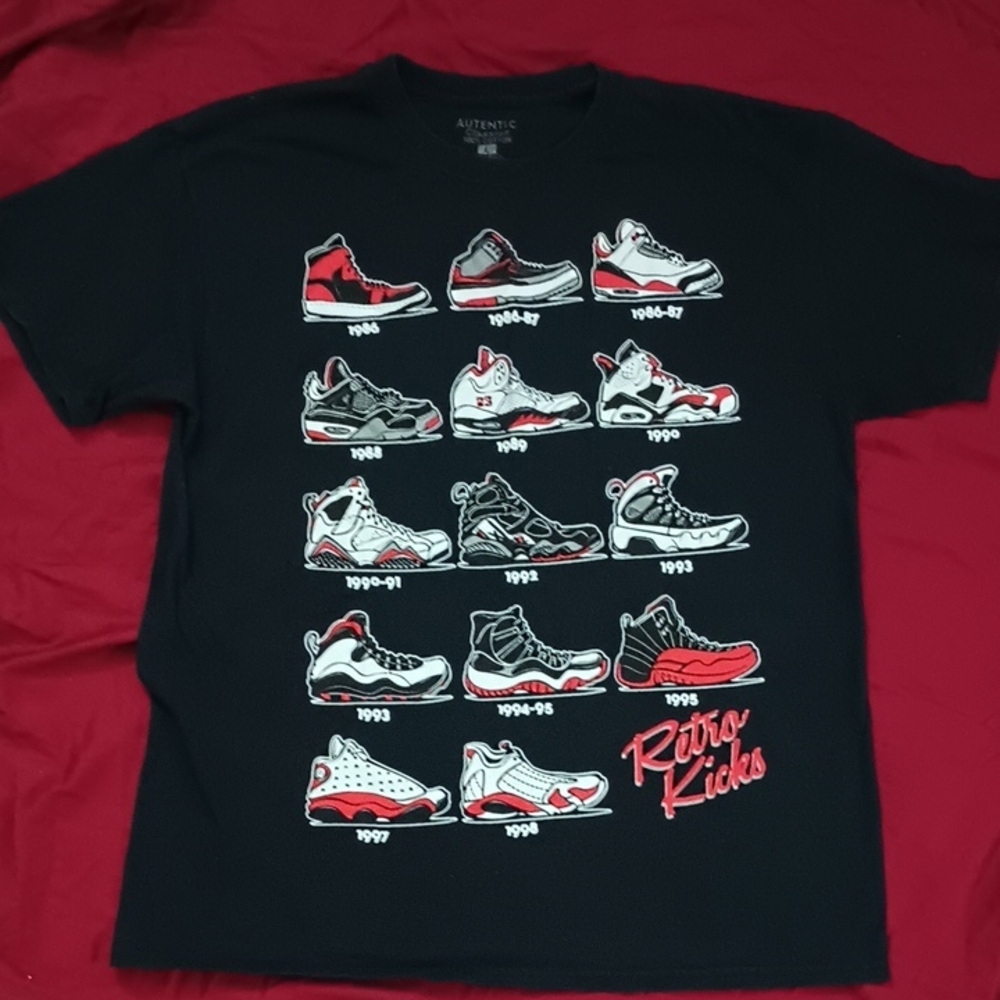 Vintage Black Retro Kicks Graphic T-shirt Mens Size L Good Condition Throwback